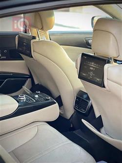Kia Quoris